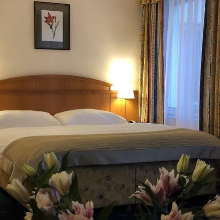 Kavalir Hotel Прага Екстериор снимка