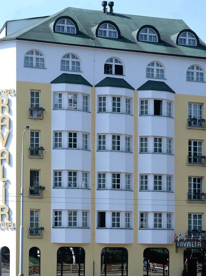 Kavalir Hotel Прага Екстериор снимка