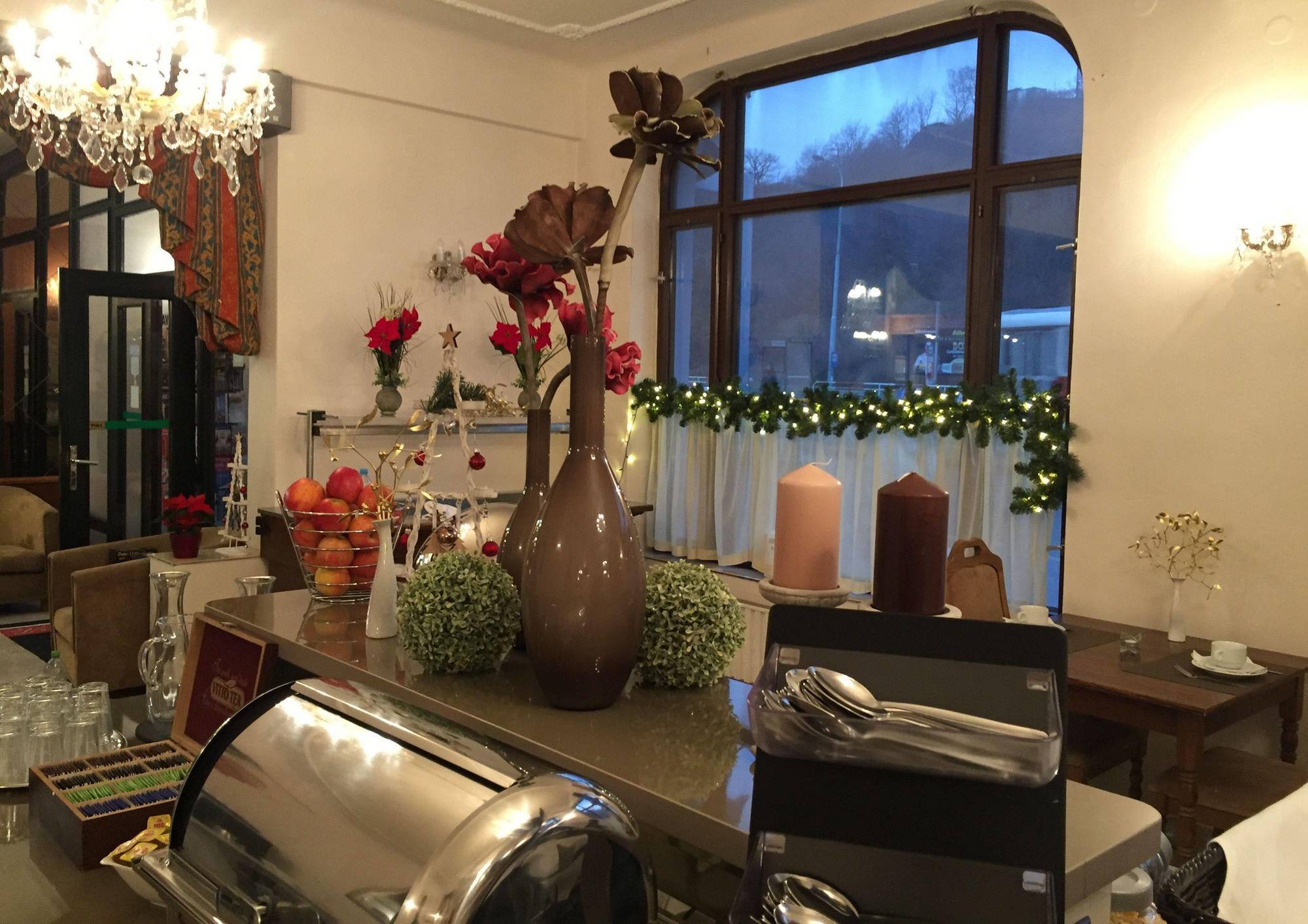 Kavalir Hotel Прага Екстериор снимка