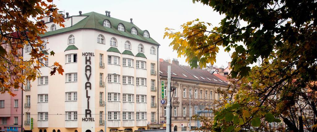 Kavalir Hotel Прага Екстериор снимка